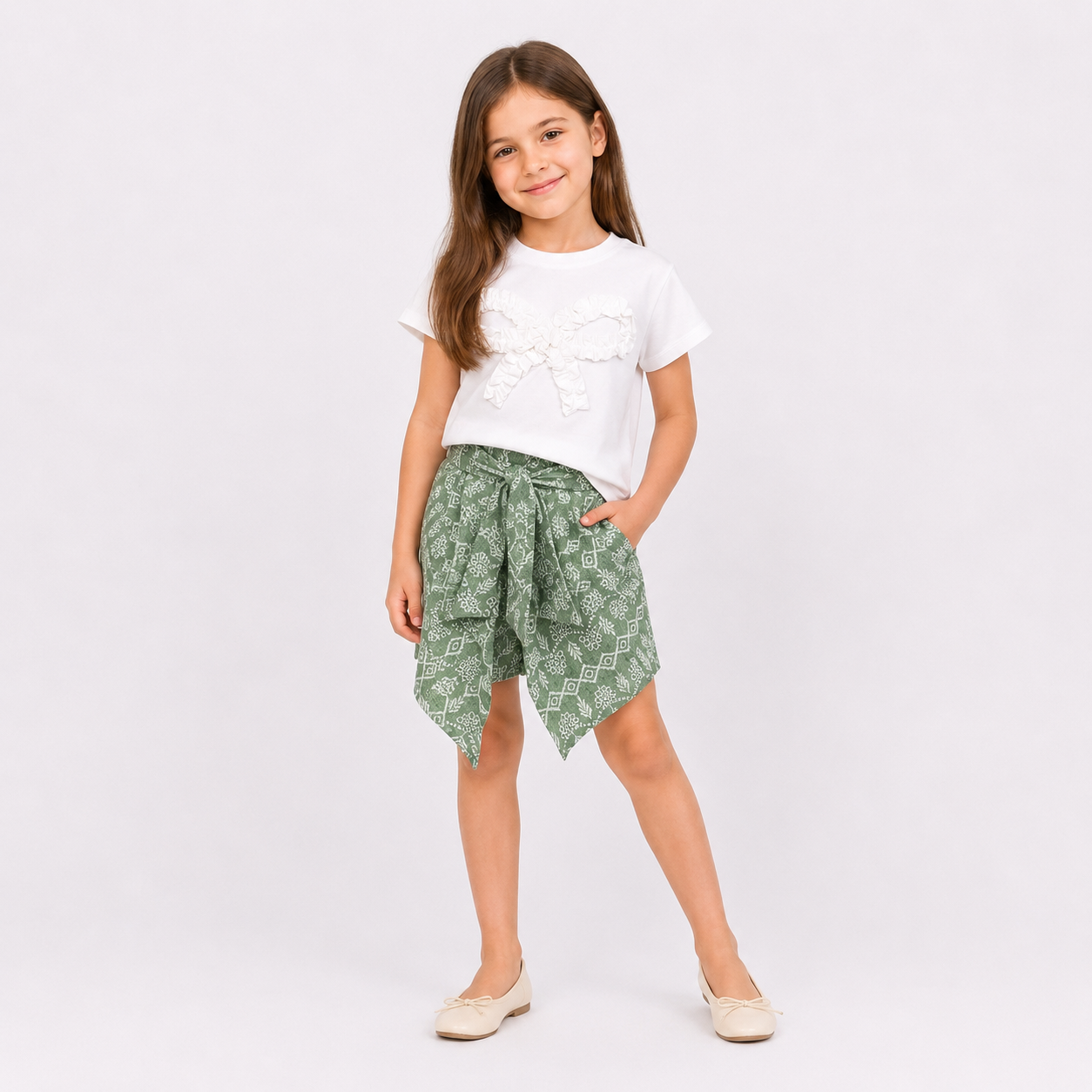 Girls' 2-piece set. T-shirt and skirt. Very soft set