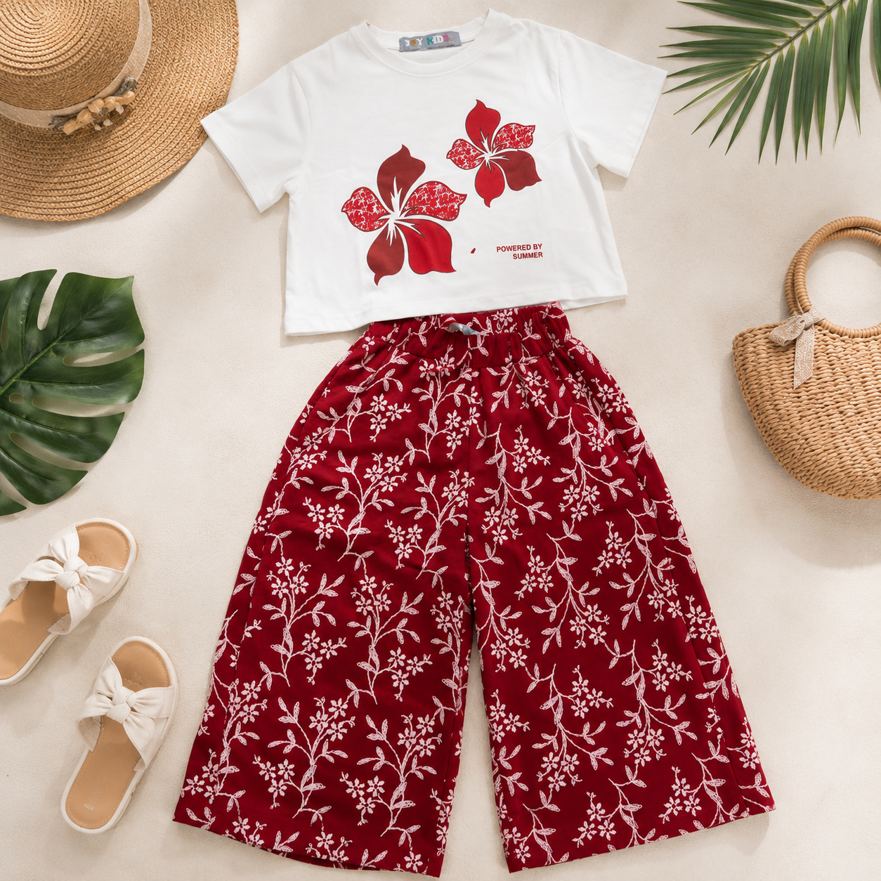 Girls'  2-piece set with a short-sleeve t-shirt and wide-leg pants