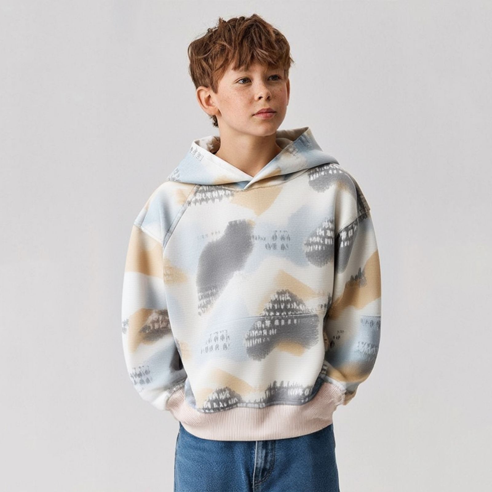 Kids Winter Hoodie with Abstract Print – Neutral Colors (White, Grey & Beige)