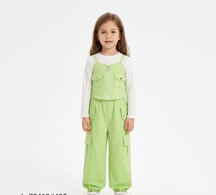 Modern girls' outfit